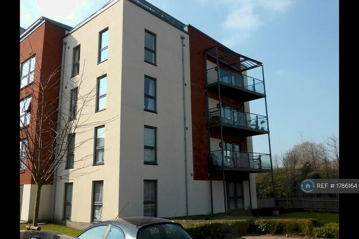 2 Bedroom Flat To Rent In Paxton Drive, Bristol, BS3