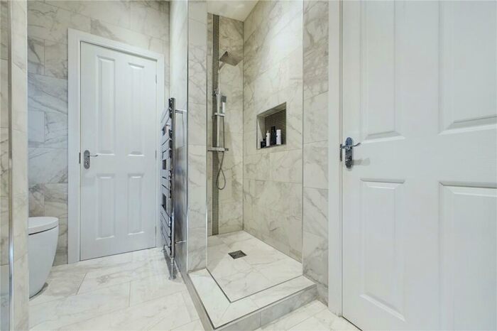 3 Bedroom Bungalow For Sale In Benham Lane, Riseley, Reading, RG7