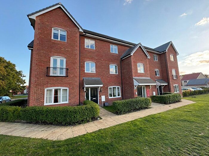 2 Bedroom Flat For Sale In Tom Gaughan Way, Didcot, OX11