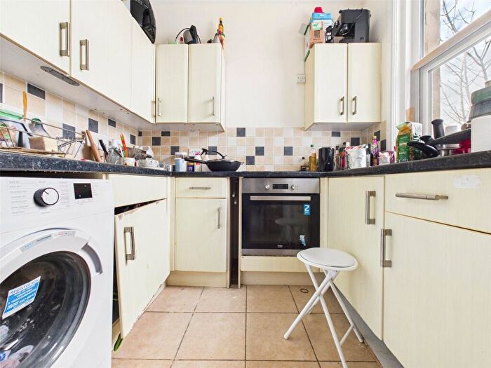 4 Bedroom Maisonette To Rent In Ditchling Road, Upper Maisonette, Brighton, East Sussex, BN1
