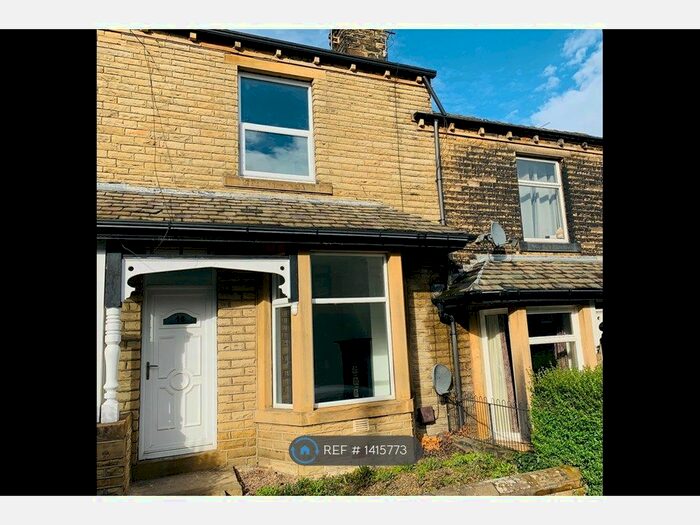 2 Bedroom Terraced House To Rent In Gladstone Street, Cleckheaton, BD19