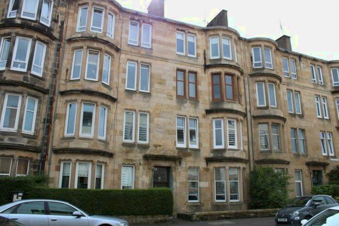 2 Bedroom Flat To Rent In Crossflat Crescent, Paisley, PA1