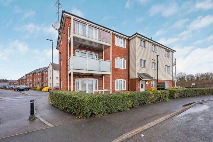 2 Bedroom Flat For Sale In Cotton Lane, Dartford, DA2