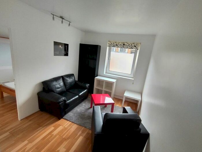 3 Bedroom Flat To Rent In Bayham Street, London, NW1