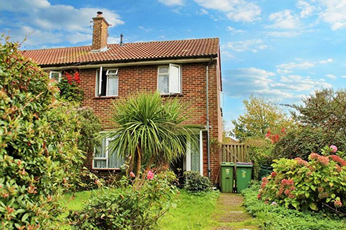 2 Bedroom Semi-Detached House For Sale In Paraker Way, Hythe, CT21