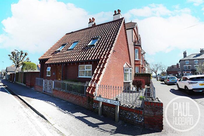 2 Bedroom House For Sale In College Road, Lowestoft, NR33