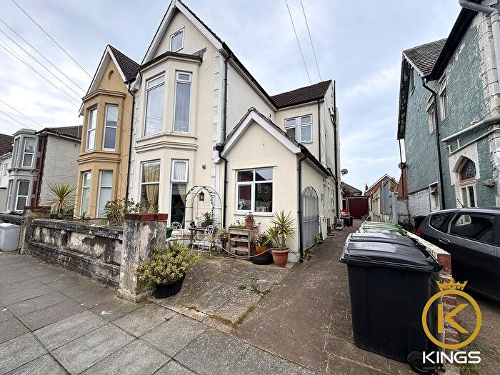 1 Bedroom Flat To Rent In Queens Road, Portsmouth, PO2