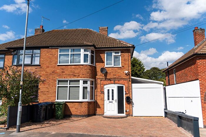 3 Bedroom Semi-Detached House For Sale In Pulford Drive, Scraptoft, LE7