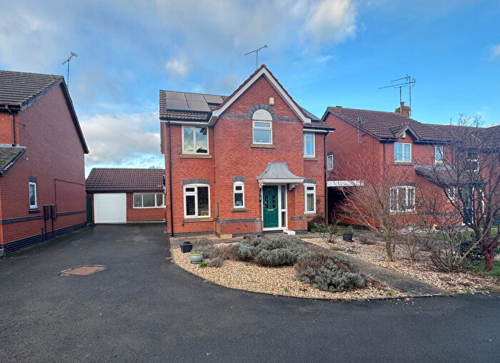 4 Bedroom Detached House For Sale In Wilcox Close, Bishops Itchington, CV47