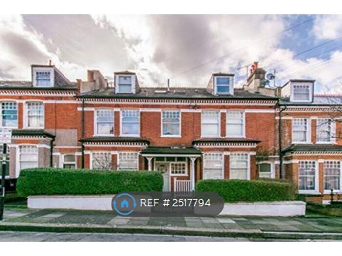 2 Bedroom Flat To Rent In Veronica Road, Balham, SW17