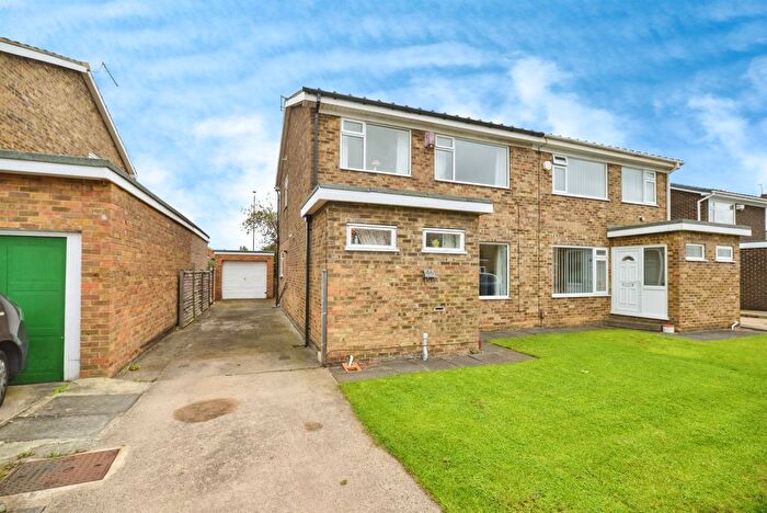 3 Bedroom Semi-detached House For Sale In Weaverham Road, Stockton-On-Tees, TS20
