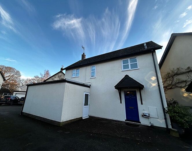 3 Bedroom Detached House For Sale In Victoria Close, Llanfrynach, Brecon, Powys., LD3