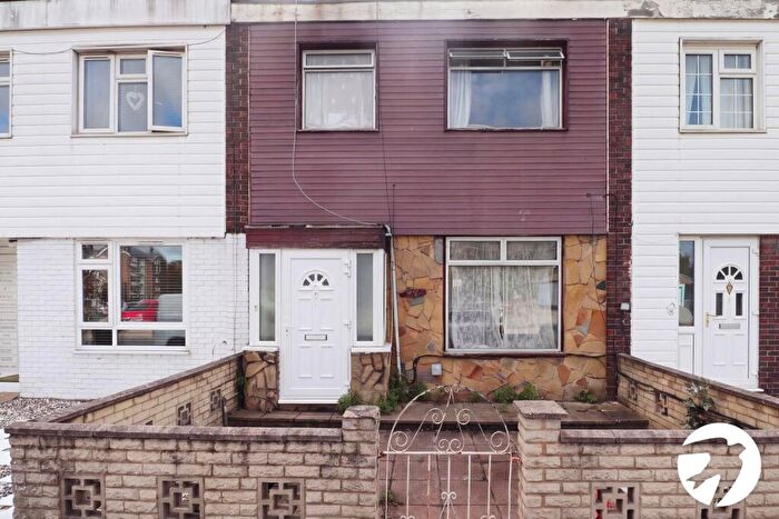 3 Bedroom House For Sale In Finchale Road, London, SE2