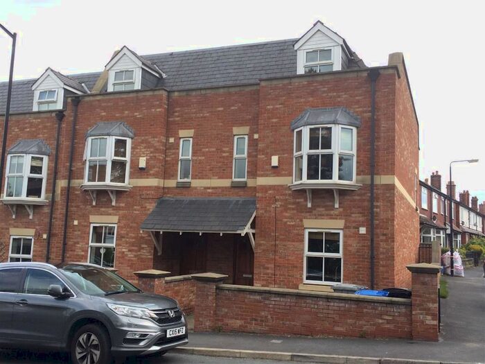 4 Bedroom Semi-Detached House To Rent In Bancroft Road, Hale, Altrincham WA15