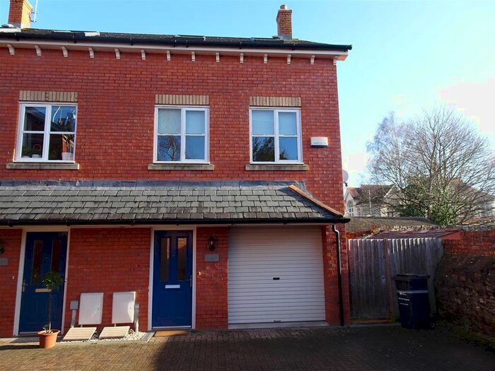 3 Bedroom Semi-Detached House To Rent In Woodstock Road, Taunton, TA1