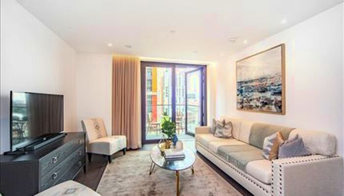 3 Bedroom Flat To Rent In Charles Clowes Walk, Nine Elms, London, SW11