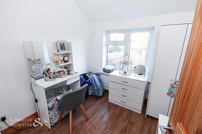 3 Bedroom Terraced House For Sale In Cromford Road, Langley Mill, NG16