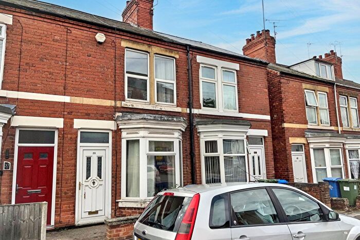 2 Bedroom Terraced House For Sale In Clarence Road, Worksop, S80