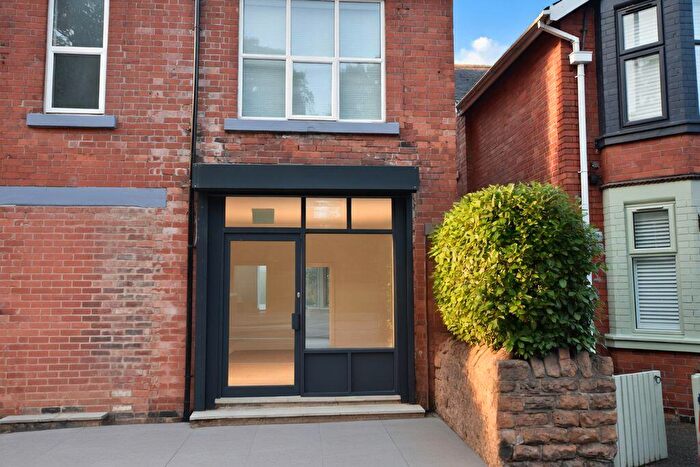 Detached House To Rent In Highbury Road, Nottingham, NG6
