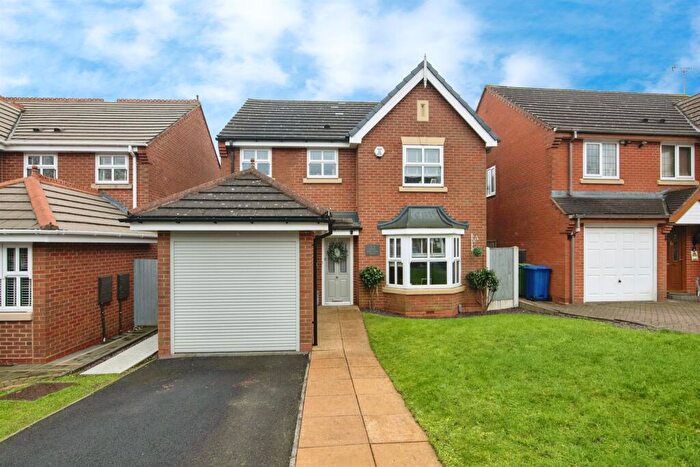 4 Bedroom Detached House For Sale In Loweswater Drive, Lower Gornal, Dudley, DY3
