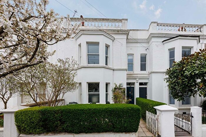 4 Bedroom Terraced House For Sale In St. Elmo Road, London, W12
