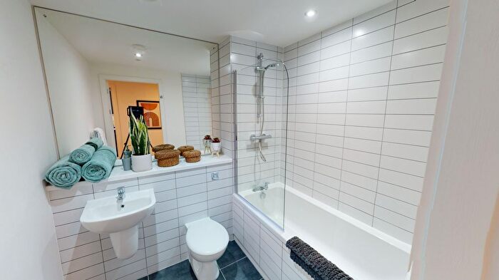 1 Bedroom Flat For Sale In Poets Place, Liverpool, L5