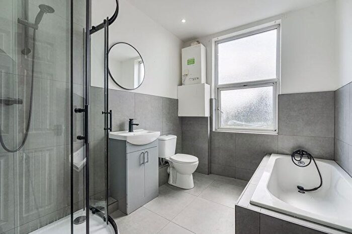 1 Bedroom Flat To Rent In Elliott Street, Tyldesley, Manchester. **Available Now**, M29