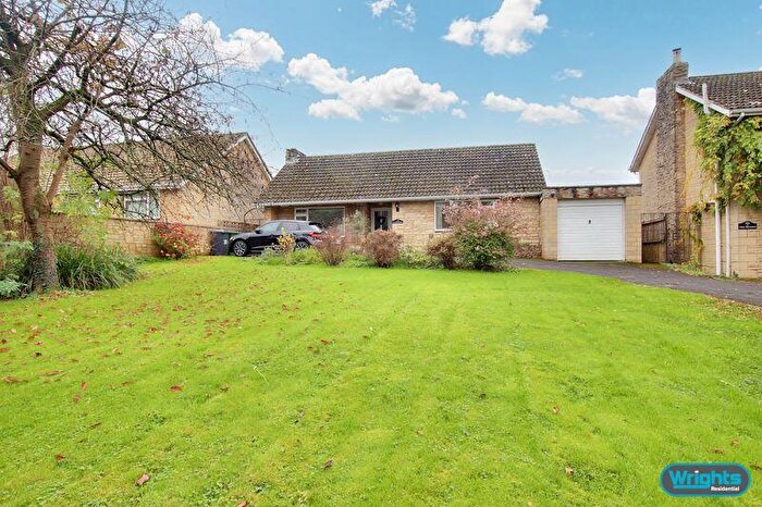 2 Bedroom Detached Bungalow For Sale In Bratton Road, West Ashton, BA14