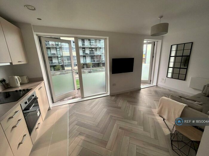 Studio To Rent In Meadowside Quay Walk, Glasgow, G11