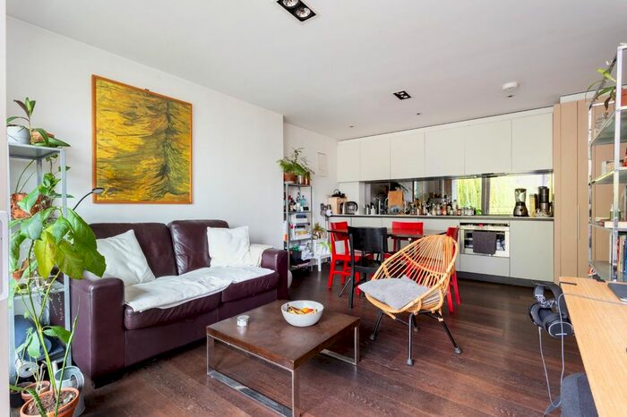 1 Bedroom Flat To Rent In Wharf Road, Islington, N1