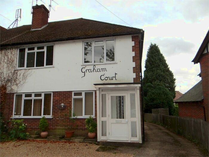 2 Bedroom Flat To Rent In Chesham Road, Amersham HP6