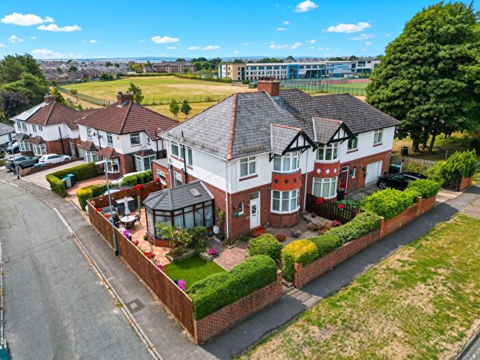 3 Bedroom Semi-Detached House For Sale In Villa Real Road, Consett, DH8