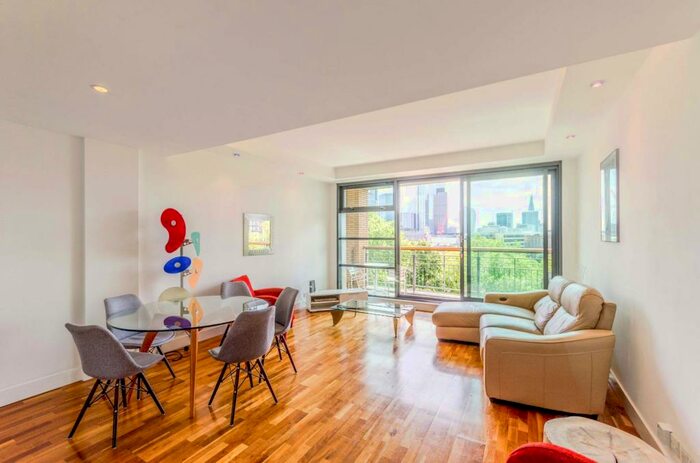 2 Bedroom Flat To Rent In Lexington Apartments, City, London, EC1Y