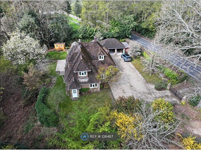 4 Bedroom Detached House To Rent In The Ridges, Wokingham, RG40