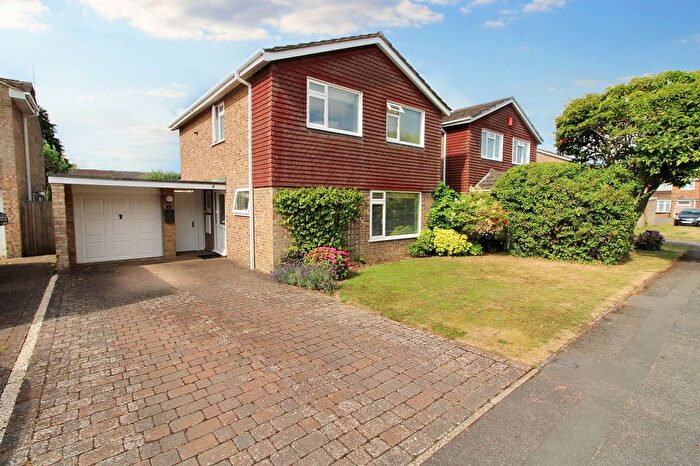 4 Bedroom Detached House For Sale In Stock Field Close, Hazlemere, HP15