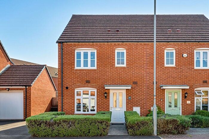 3 Bedroom Semi-Detached House For Sale In Lysaght Gardens, Newport, NP19