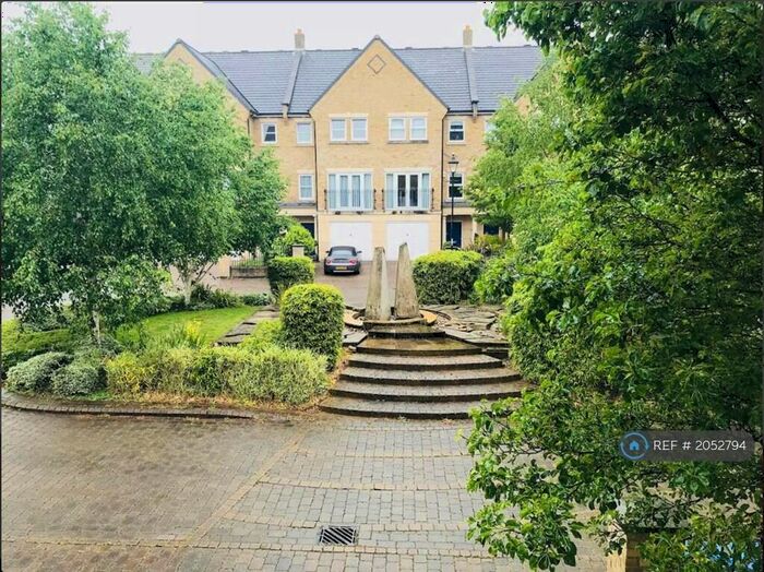 4 Bedroom Terraced House To Rent In Marshall Square, Southampton, SO15