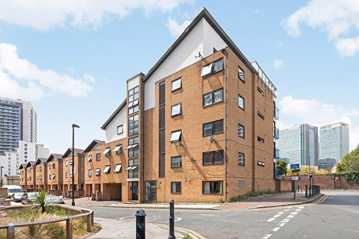 1 Bedroom Apartment To Rent In Gaselee Street, Canary Wharf, E14
