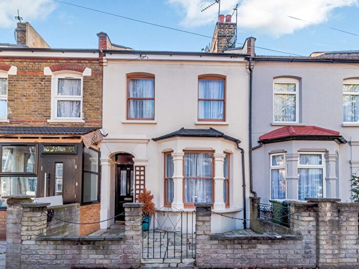 4 Bedroom Terraced House To Rent In East Ham, London, E6