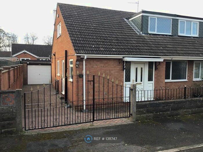 3 Bedroom Bungalow To Rent In Forest Drive, Ormesby, Middlesbrough TS7