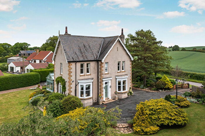 4 Bedroom Country House For Sale In Swainby Lodge, DL6