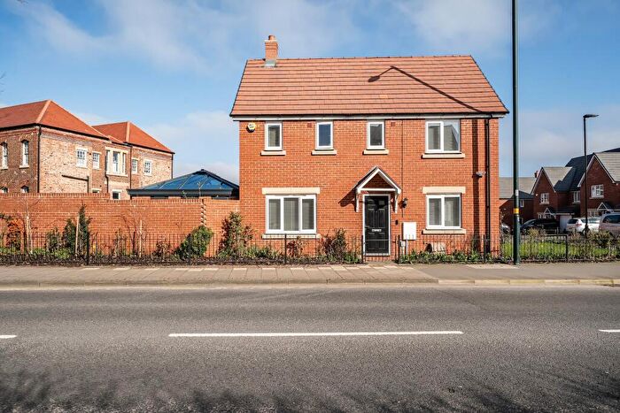 3 Bedroom Detached House For Sale In Heroes Drive, Birmingham, B29