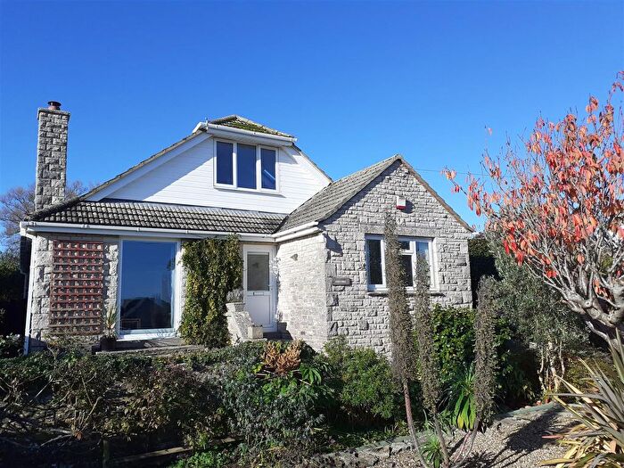 4 Bedroom Detached Bungalow For Sale In Toms Field Road, Langton Matravers, Swanage, BH19