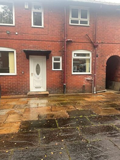 3 Bedroom Semi-Detached House To Rent In Falkland Avenue, Rochdale, OL11