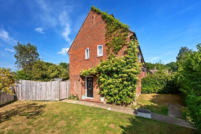 3 Bedroom Property For Sale In Cooks Mead, Rusper, RH12