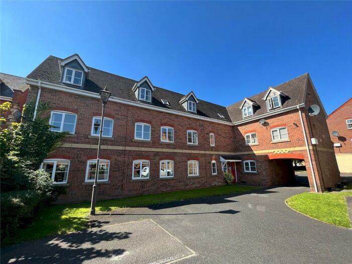 3 Bedroom Apartment To Rent In Buckridge Lane, Solihull, West Midlands, B90