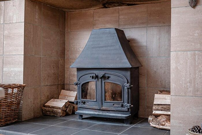 4 Bedroom Detached House For Sale In Stuckton, Fordingbridge, SP6