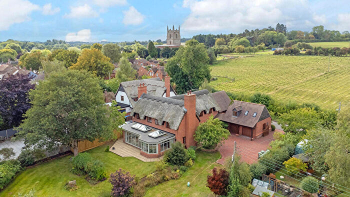 4 Bedroom Detached House For Sale In A Bond End, Monks Kirby, Rugby Warwickshire, CV23