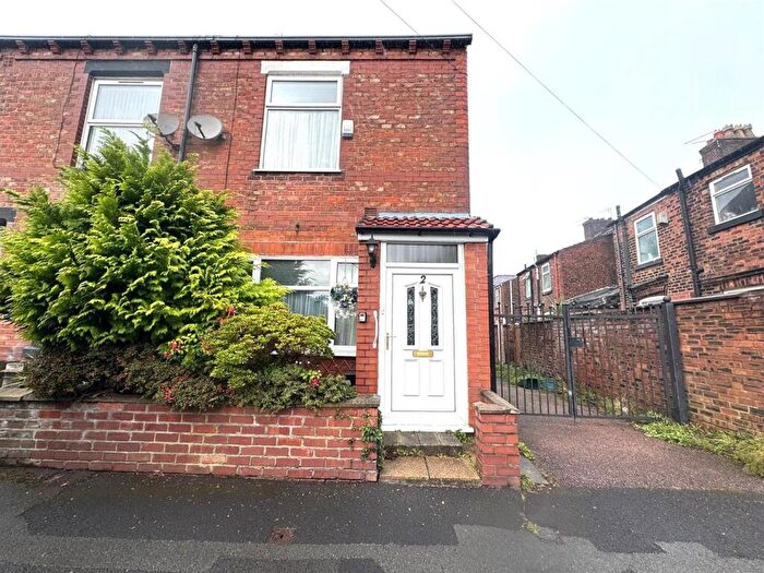 3 Bedroom End Of Terrace House For Sale In King Street, Failsworth, Manchester, M35