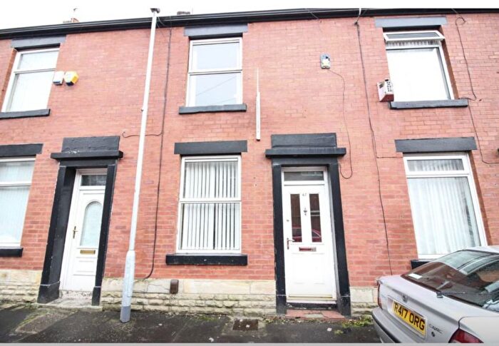 2 Bedroom Terraced House For Sale In Freetrade Street, Rochdale, OL11